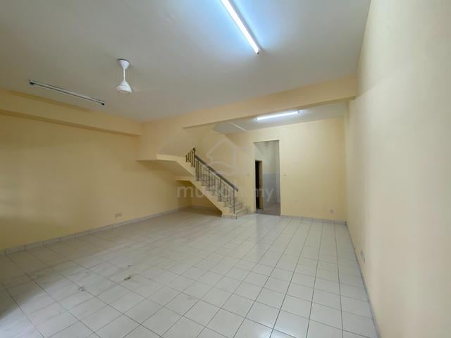 Bandar Puteri, Klang, 20x75, 2 Storey, Freehold, Extended, Renovated 1