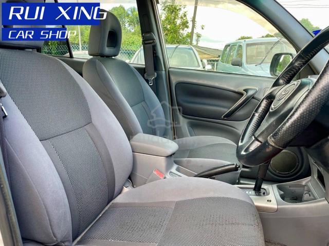 2002 Toyota RAV4 1.8 (A) - 5