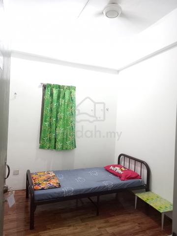 Room (MALE ONLY) at Tmn Bukit Dahlia, Pasir Gudang, Johor 1