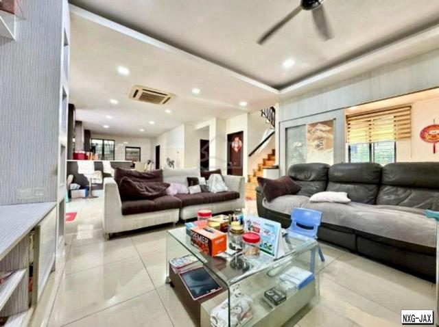 RENOVATED & EXTENDED!! Aman Perdana Klang Double Storey Bungalow 1