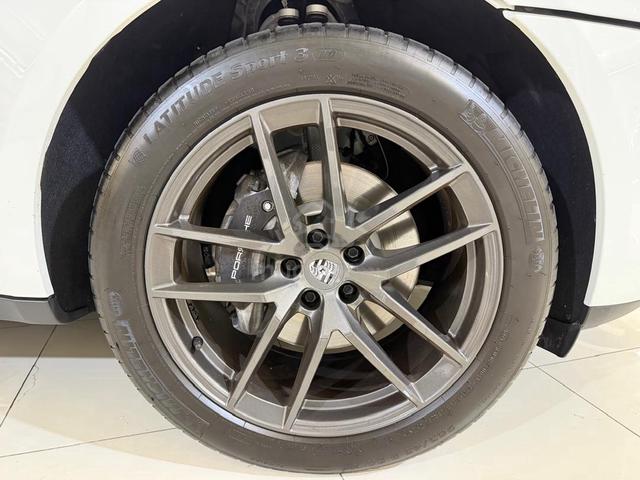 2023 Porsche MACAN 2.0 FACELIFT FREE 5Y WARRANTY - 5