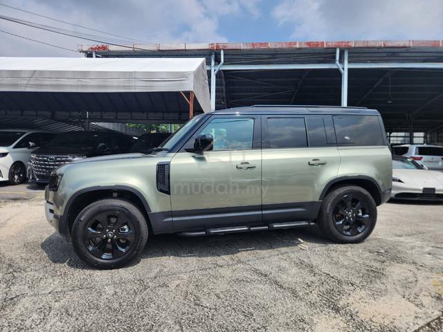 2024 Land Rover Defender SE P300 Meridian M/Seat - 2