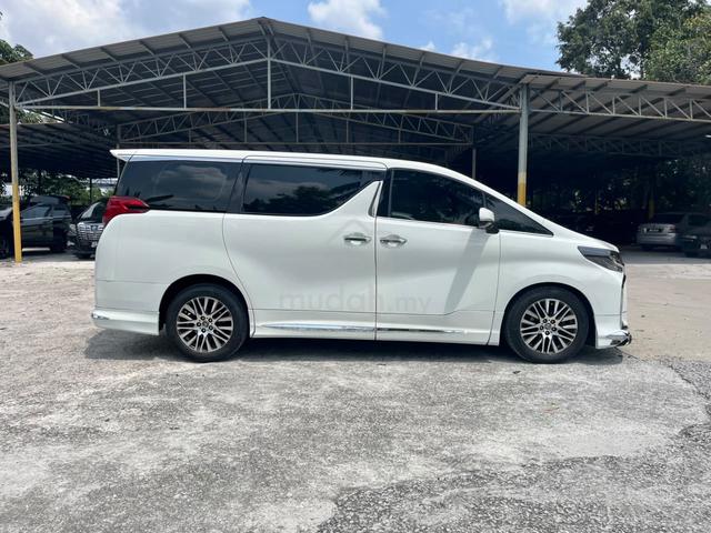 LKDAI 2016 Toyota ALPHARD 3.5 EXECUTIVE LOUNGE JBL - 4