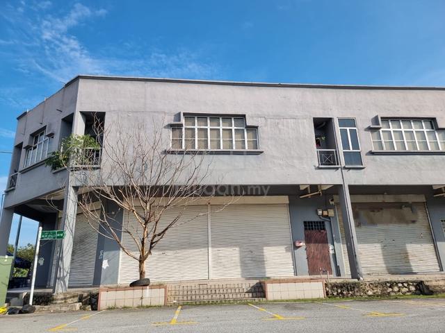 1.5 story factory Bandar Pinggiran Subang 1