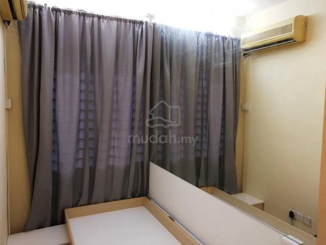 Fully furnish small room for 1 person 1