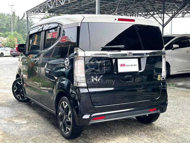 Honda N BOX Slash 0.7 CUSTOM Turbo Retro Design - 2