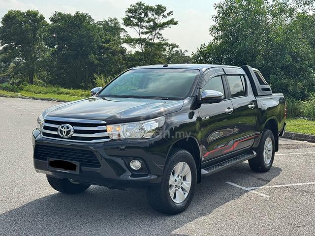 2018 Toyota HILUX 2.4 G FACELIFT (A) SPORT BAR - 4
