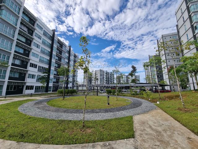 Liberty Grove 1
