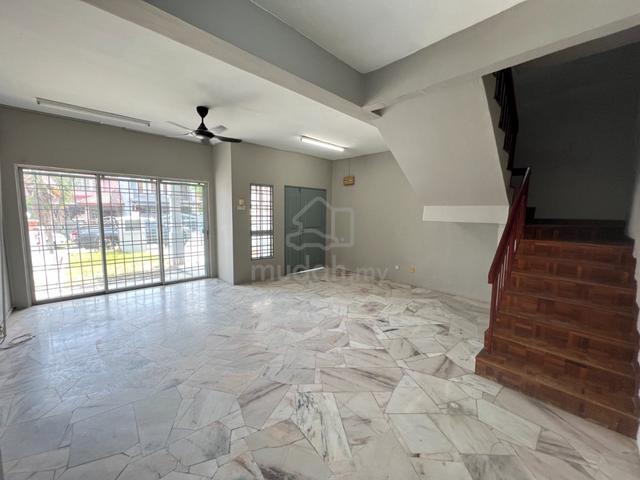 2 Storey Taman Puncak Jalil Seri Kembangan Not Facing House 1