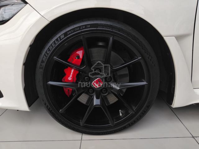 BONUS MODULO CARBON REAR WING / NeW MICHELIN 2024 - 4