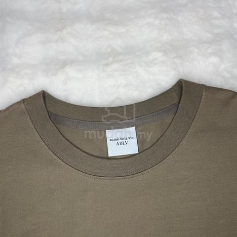 ADLV x Lisa Gold Chain Bear Doll Army Green Tee - photo 3 of 4