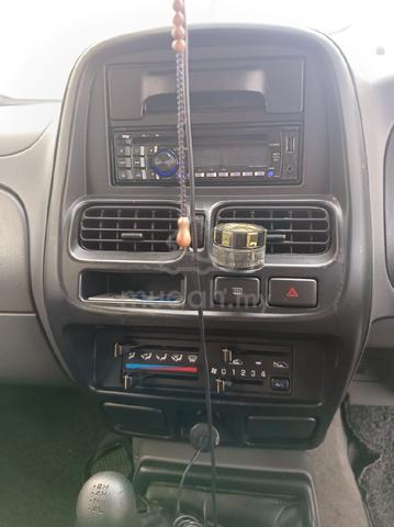 2012 Nissan FRONTIER 2.5 GRANROAD (M) - 3