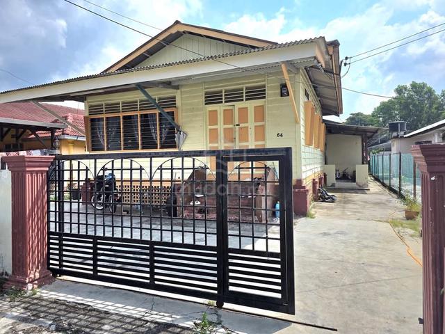 Lot Banglo Ada Rumah Kampung Satey Batu Pahat Untuk Dijual 1