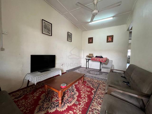Taman University, Jalan kebangsaan, single storey 20x65, low deposit 1