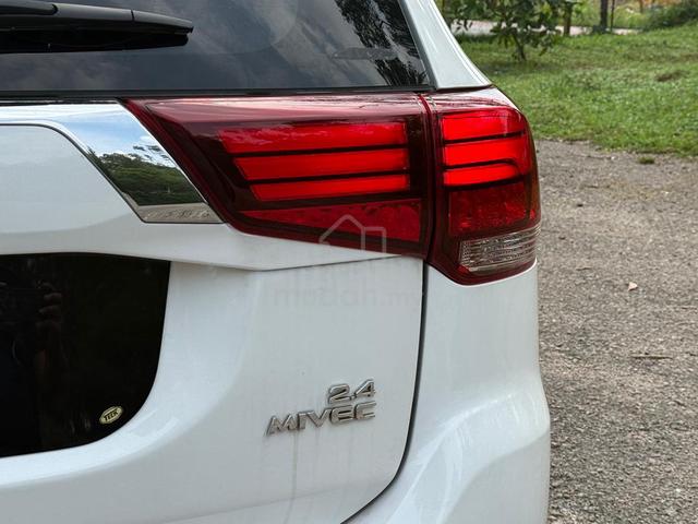 2016 Mitsubishi OUTLANDER 2.4 (A) AWD *FULL LOAN* - 4