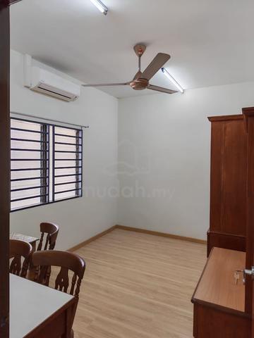Taman century johor bahru 1 storey house 3 bedroom partially furnish 1