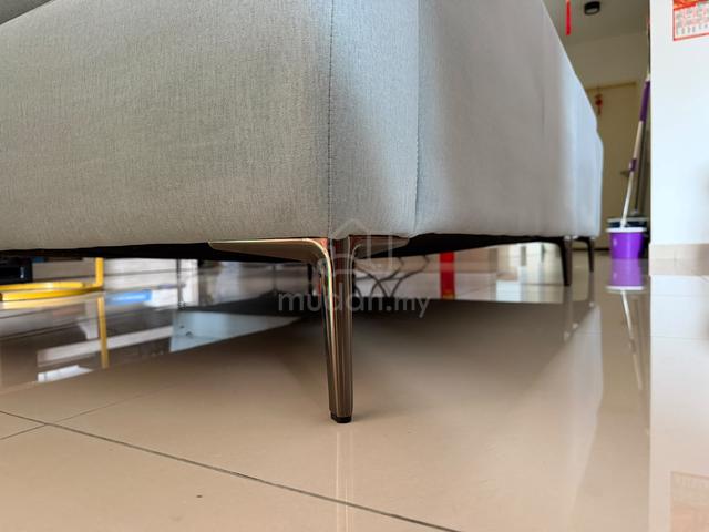 8ft Sofa for Sale - photo 5 of 6