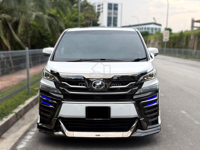 Toyota Vellfire 2.5 SUNROOF | 360 CAM | POWER BOOT - 3