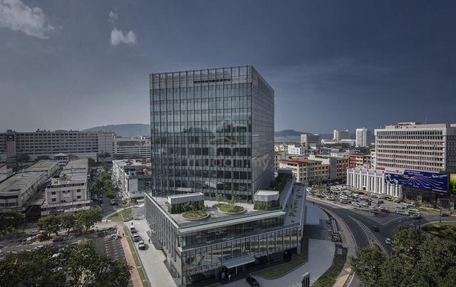 Plaza Shell Office Space 1