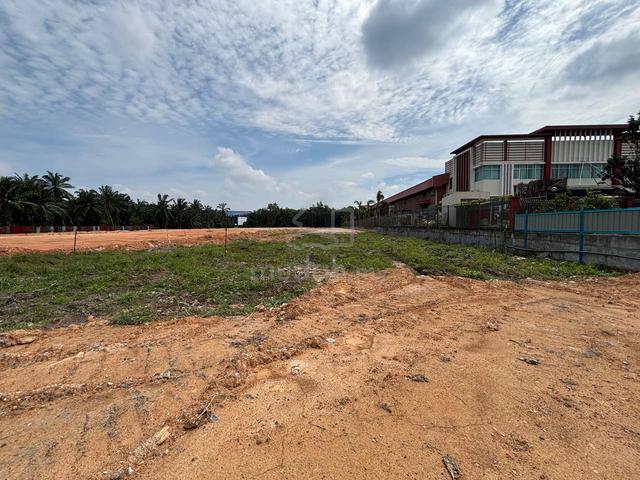 [ TEPI JALAN ] Kawasan Perindustrian Jenjarom Sebelah Rimbayu 1