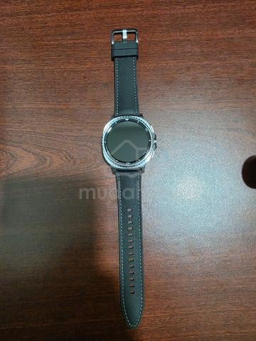 Samsung Galaxy Watch8 Classic Bluetooth - photo 2 of 6