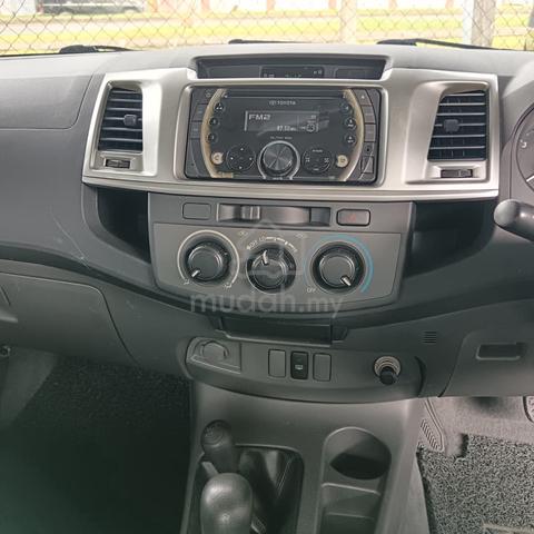 2012 Toyota HILUX 2.5 G VNT FACELIFT (M) - 5