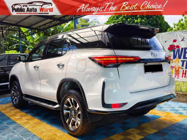 Toyota FORTUNER 2.8 VRZ 4X4 360 F/SERVIS UndWARNTY - 2