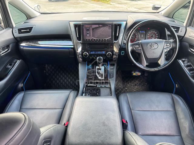 FULL LOAN 2022 Toyota ALPHARD 2.5 SC (A) - 4