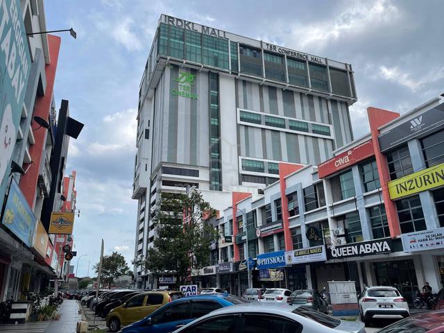 HOT LOCATION 🔥 3 Storey Shop Lot Alam Avenue 2 Seksyen 16 Shah Alam 1