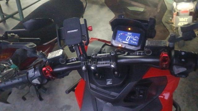 ADV 160 - photo 3 of 5