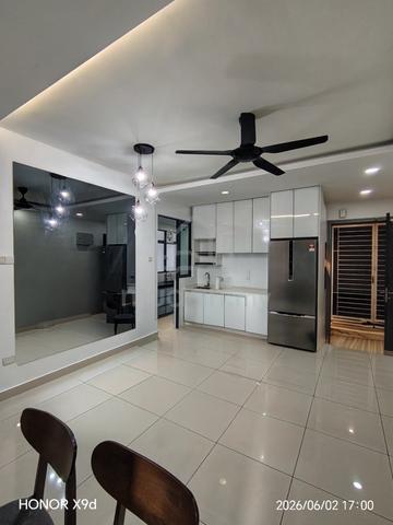 KL Traders Square Residences 1