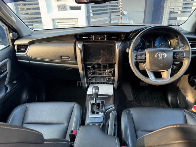 2023 Toyota FORTUNER SRZ 2.7L (A) - 4