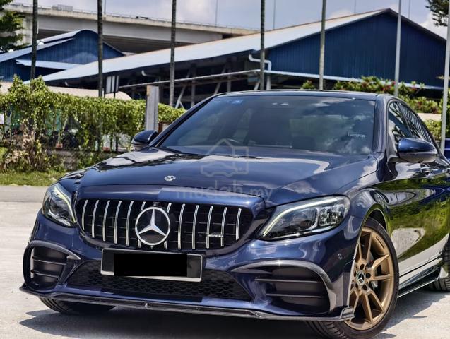 Mercedes-Benz C300 AMG Line