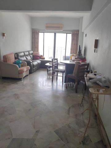Sri Pelangi Condominium 1
