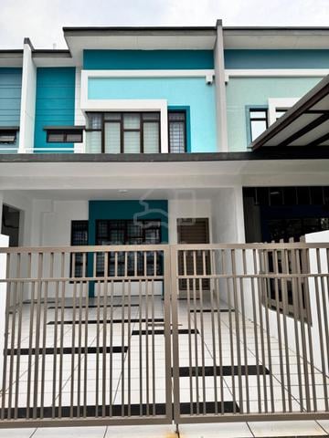 NEWLY PAINTED Double Storey Terrace at Setia Ecohill 2, Semenyih 1