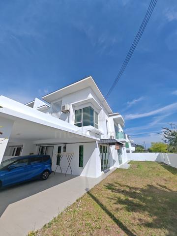 Renovated Corner in Balista Sendayan 1