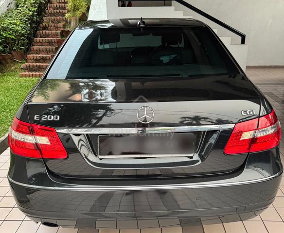 2011 Mercedes Benz E-CLASS 1.8 200 CGI BLUEEFCY - 2