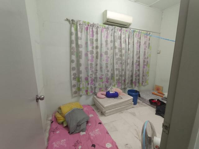 Taman Lembah Maju 600 Apartment 1