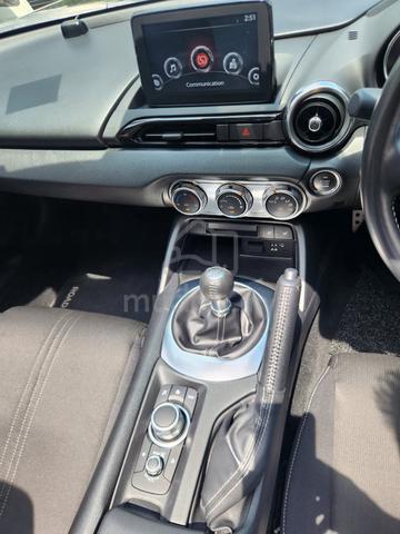 2021 Mazda MX-5 Roadster 6 Speed Manual BOSE MX 5 - 5