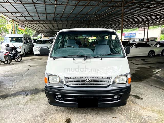 05/06 Toyota HIACE 3.0 (M) - 3