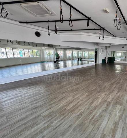 [ CORNER UNIT ] 3 Storey shop lot / Setapak indah 1
