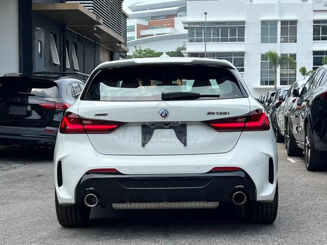 2023 Bmw 135iM 2.0 XDRIVE BLACK LEATHER (JAPAN) - 3