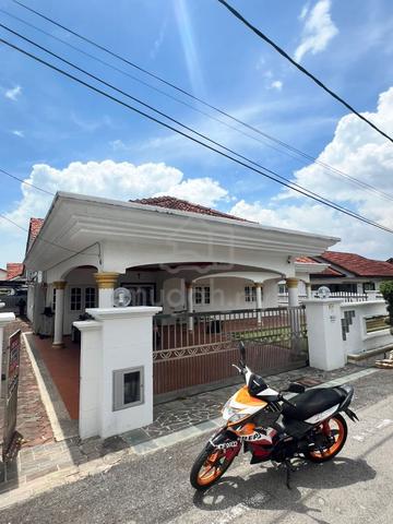 Klebang Besar Single Storey Bungalow Freehold Fully Renovated 1