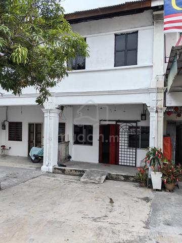 [BELOW BANK VALUE] FREEHOLD Road Frontage 2 Storey Shoplot Semabok 1