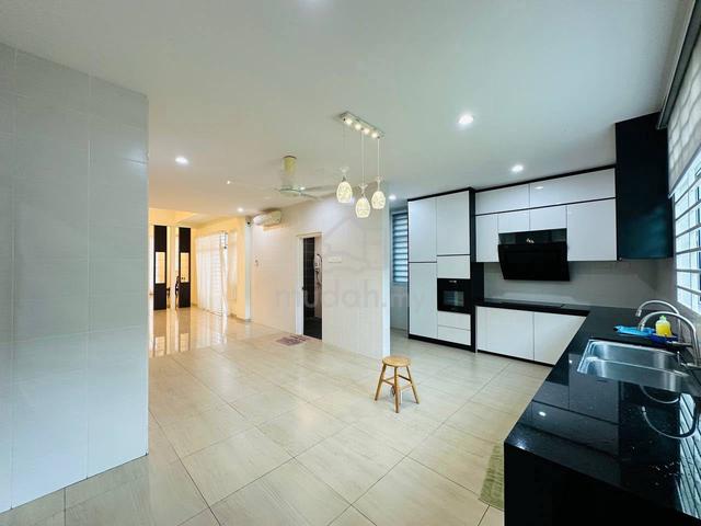 SPACIOUS 3 STOREY FULLY RENO 💥 PERMATANG PAUH . BELOW MARKET 210k 1