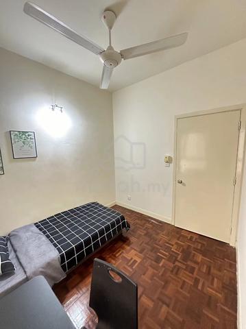 Female Single Room @ Seri Maya Setiawangsa 3 mins Walk LRT Setiawangsa 3