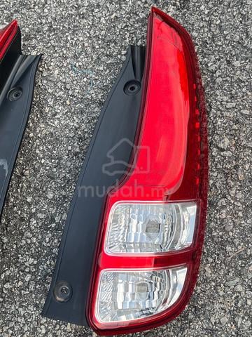 Sepasang lampu belakang myvi lagi best original - photo 3 of 6