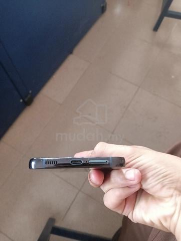 Samsung s22+ - photo 4 of 6