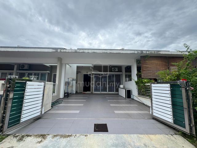 Renovation !! 1.5 Storey Terrace @ Country Villa Resort, Ayer Keroh 1