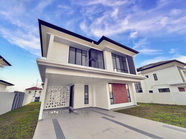 Huge Double Storey Bungalow House (CADENCE) VERDALE SETIA ALAM SARI 1
